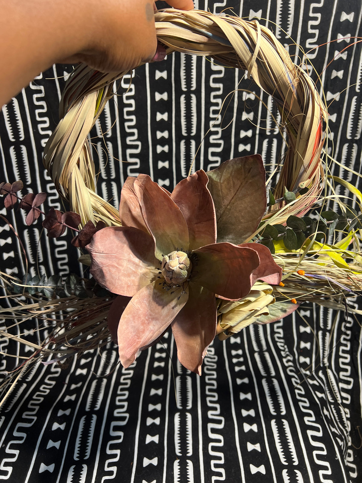 Palmetto Wreath with Mauve Magnolia (V)