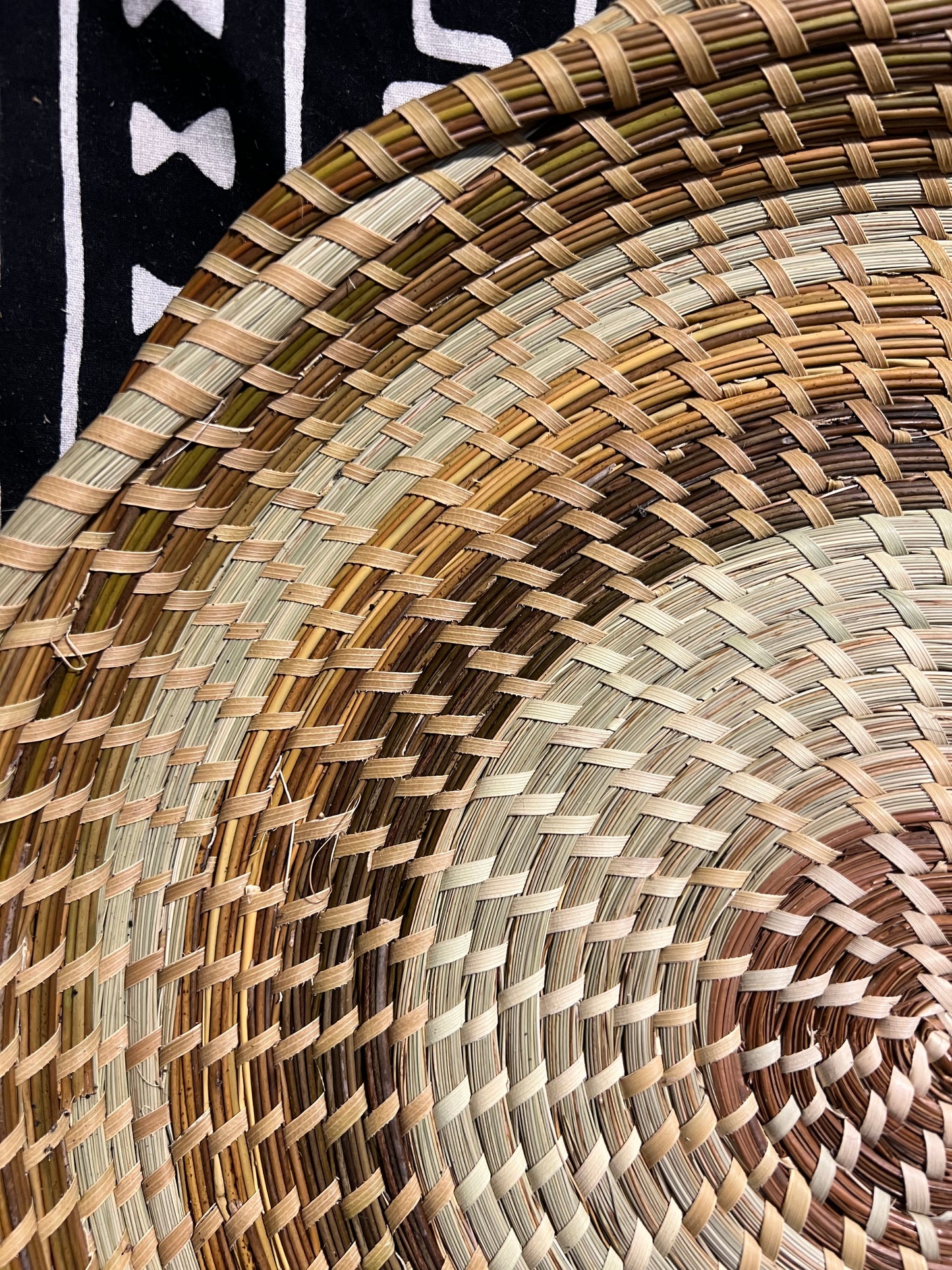 Wrapped Braided Edge Rice Fanna lowcountry Charleston South Carolina Gullah Geechee Essential basket