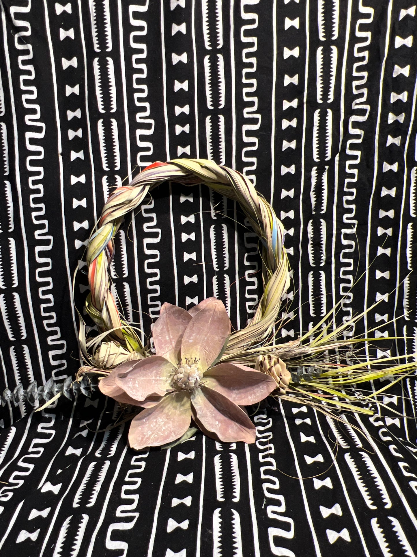 Palmetto Wreath with Mauve Magnolia (B)