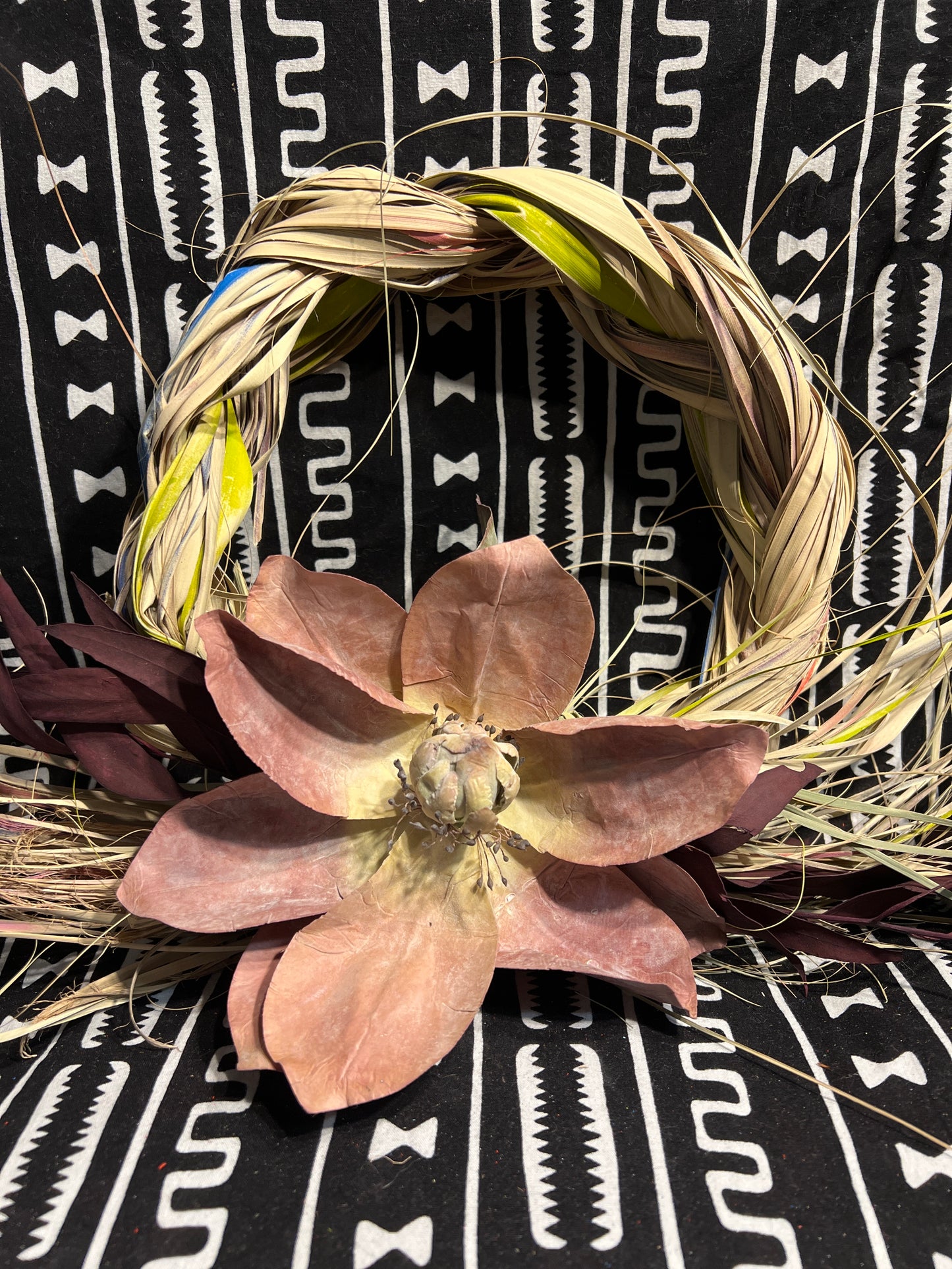 Palmetto Wreath with Mauve Magnolia (2)