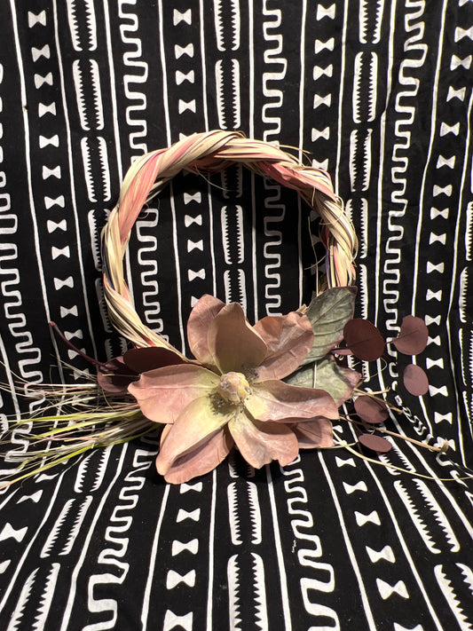 Palmetto Wreath with Mauve Magnolia (C)