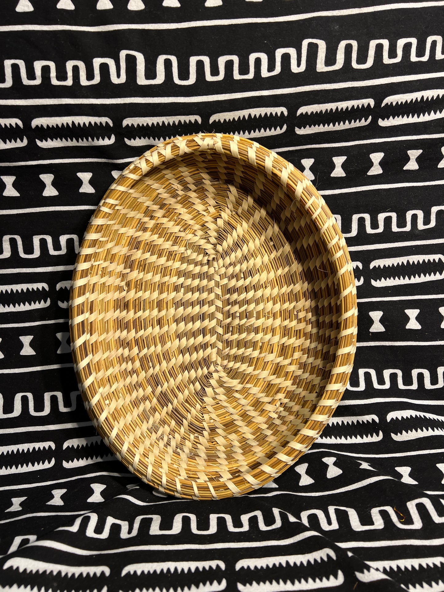 Oval Gullah Bulrush Basket made by Martha