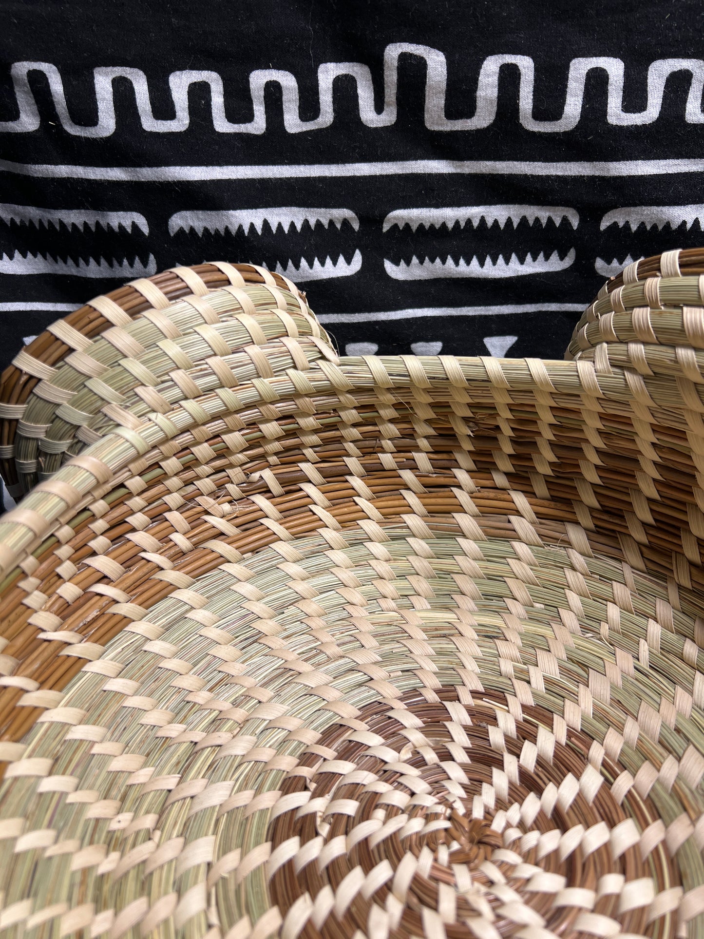 Gullah stand elephant ear Charleston Sweetgrass Basket made by Martha and Andrea (Legacy Collection)